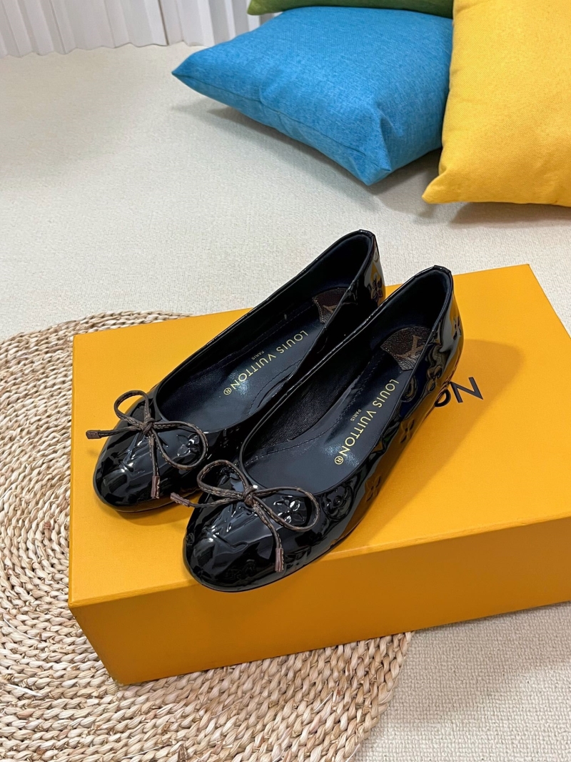 LV flat shoes